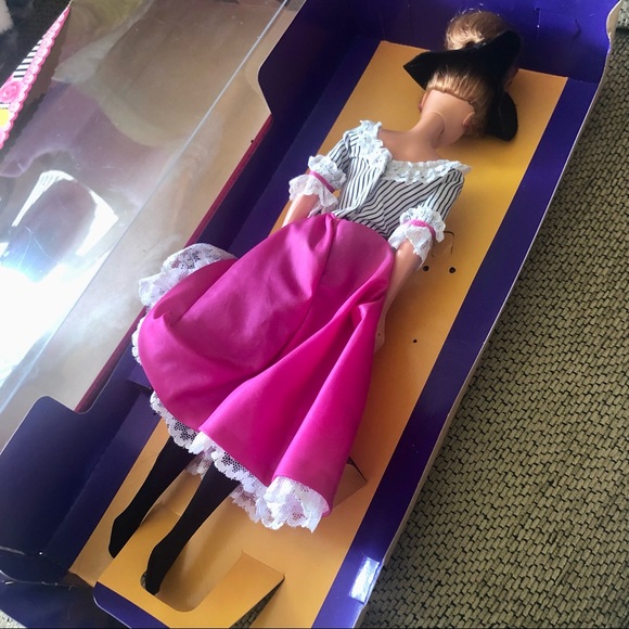 Barbie Vintage French Collector Second Edition Doll in Box missing Accessories - Picture 4 of 5